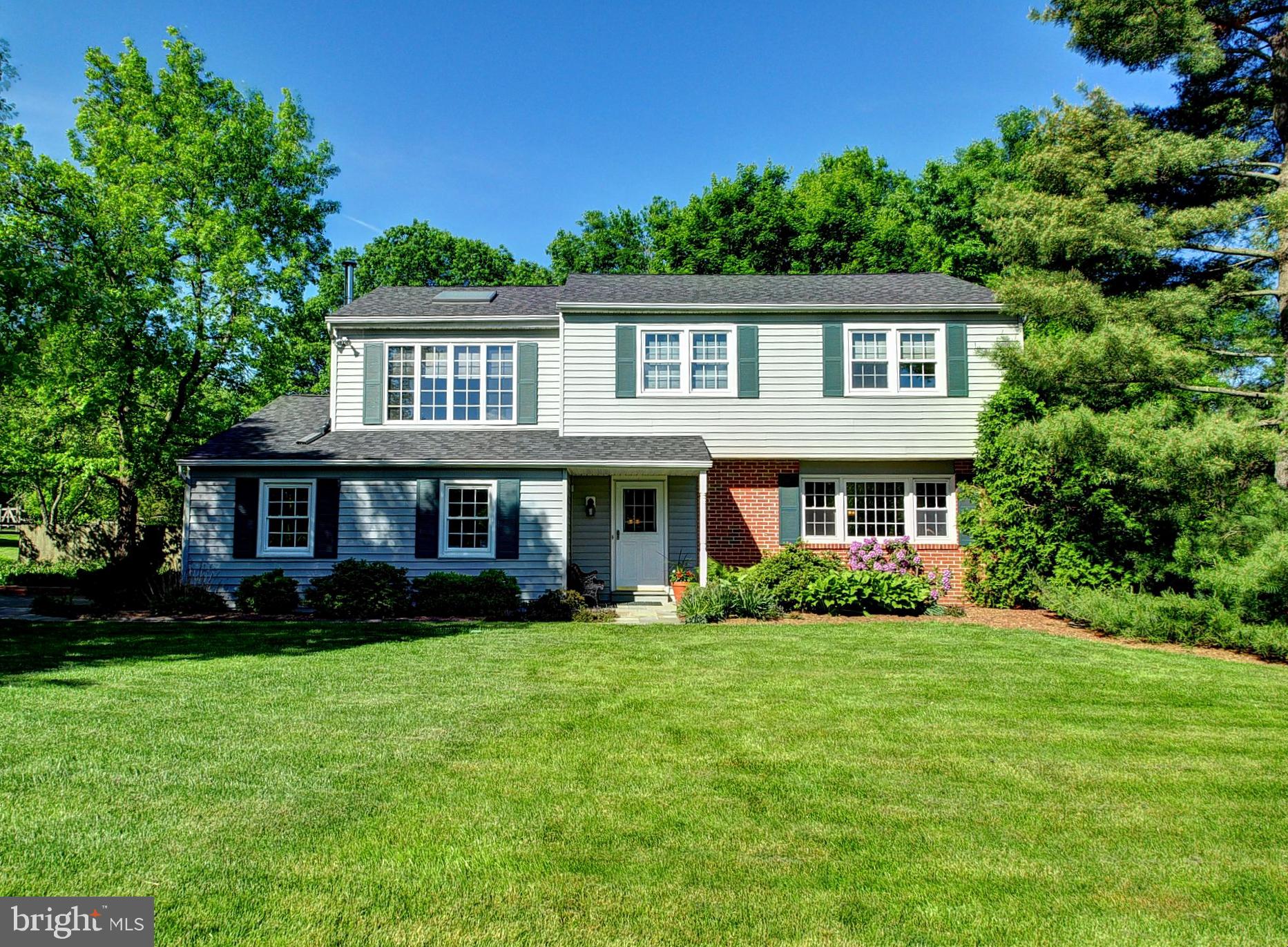 986 Anders Road Lansdale, PA 19446 - Photo 1 of 32 Exterior Front