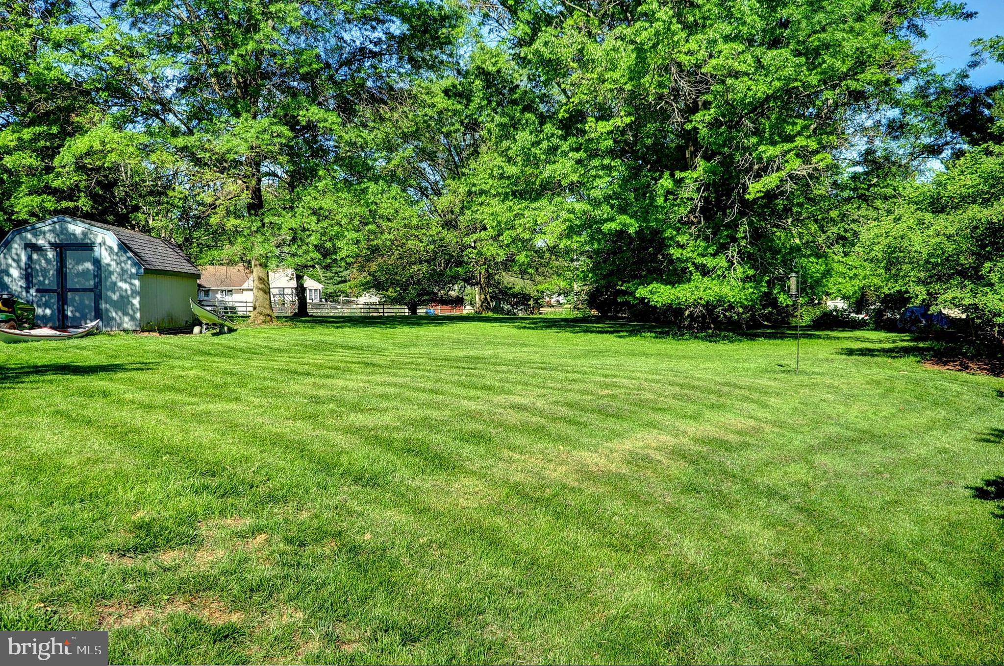 986 Anders Road Lansdale, PA 19446 - Photo 30 of 32 Park-like Yard