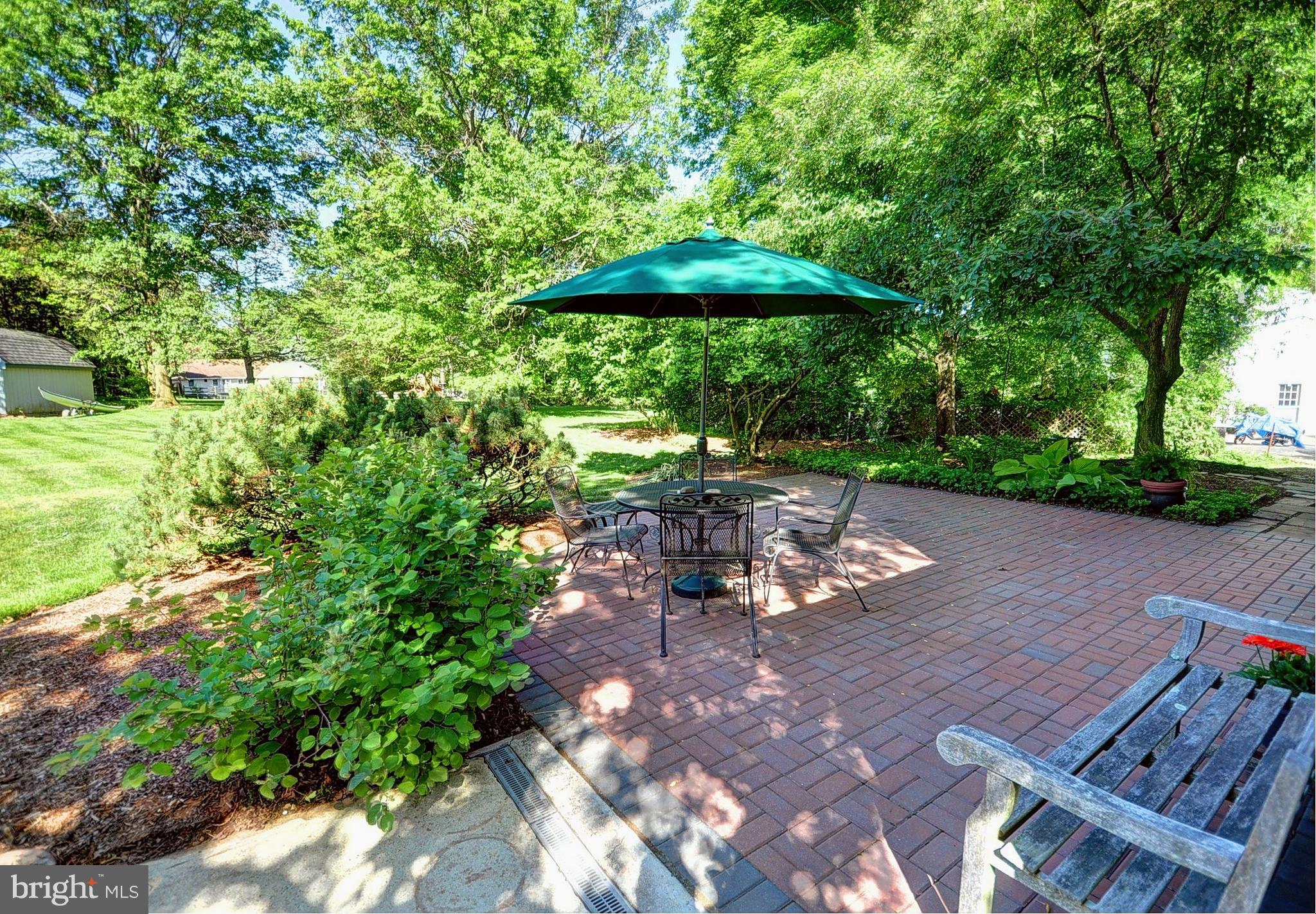 986 Anders Road Lansdale, PA 19446 - Photo 4 of 32 Patio