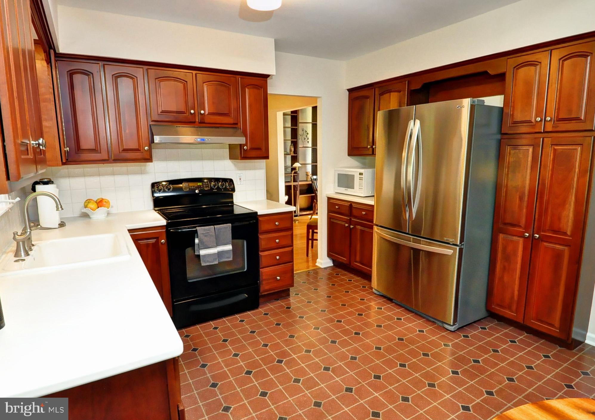 986 Anders Road Lansdale, PA 19446 - Photo 7 of 32 Kitchen