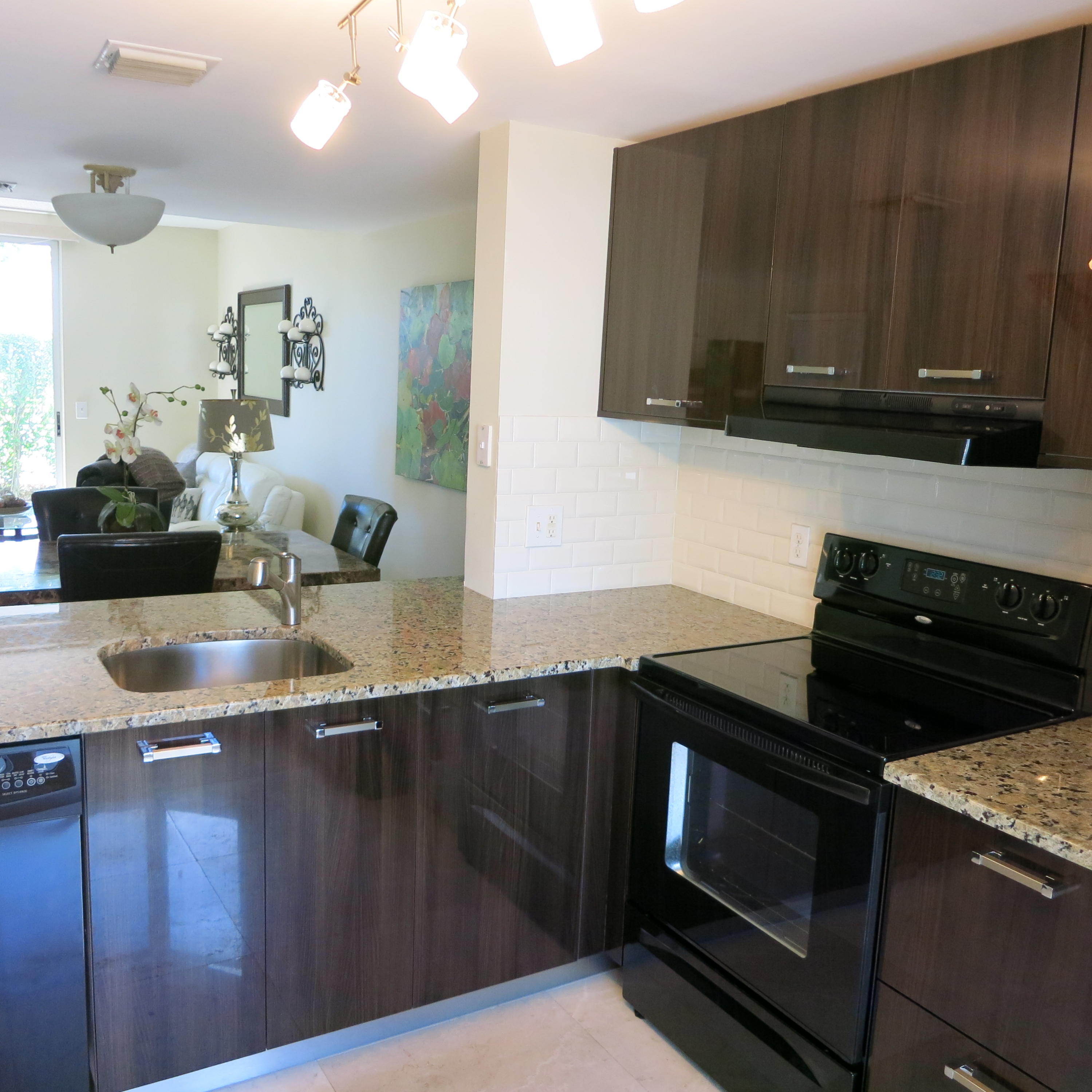 982 Jeffery Street Boca Raton, FL 33487 - Photo 5 of 27 IMG_0089