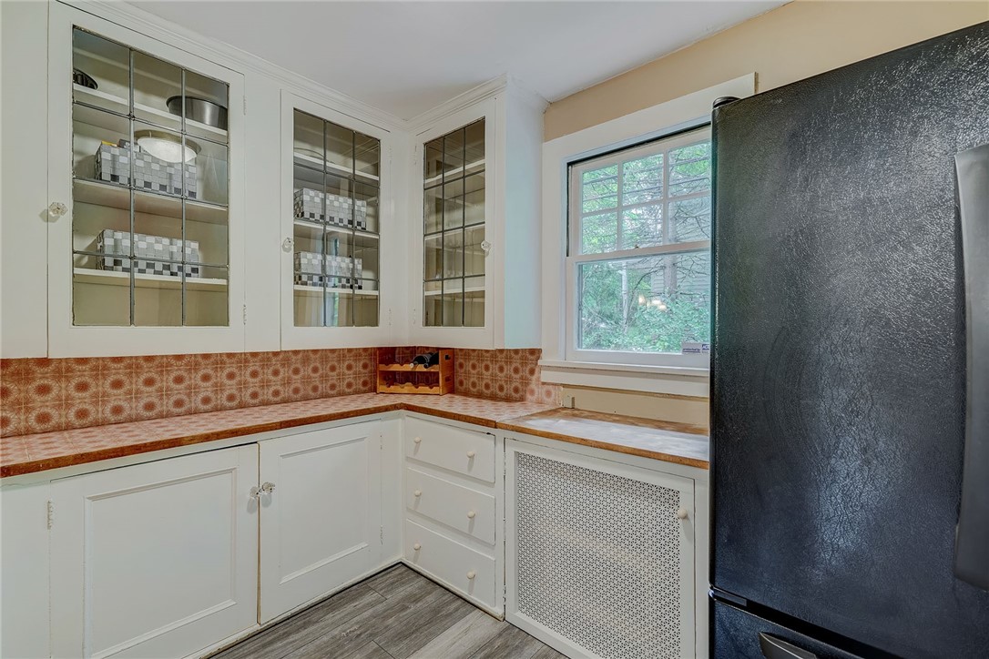 432 Penfield Road Brighton, NY 14625 - Photo 19 of 50 WALK-IN PANTRY!