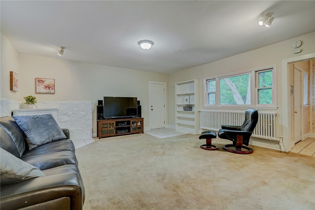 432 Penfield Road Brighton, NY 14625 - Photo 21 of 50 FAMILY ROOM