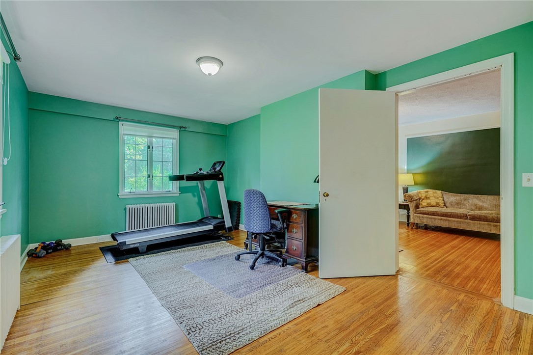 432 Penfield Road Brighton, NY 14625 - Photo 26 of 50 1ST FLOOR BEDROOM AND ENSUITE. . . USED AS OFFICE/