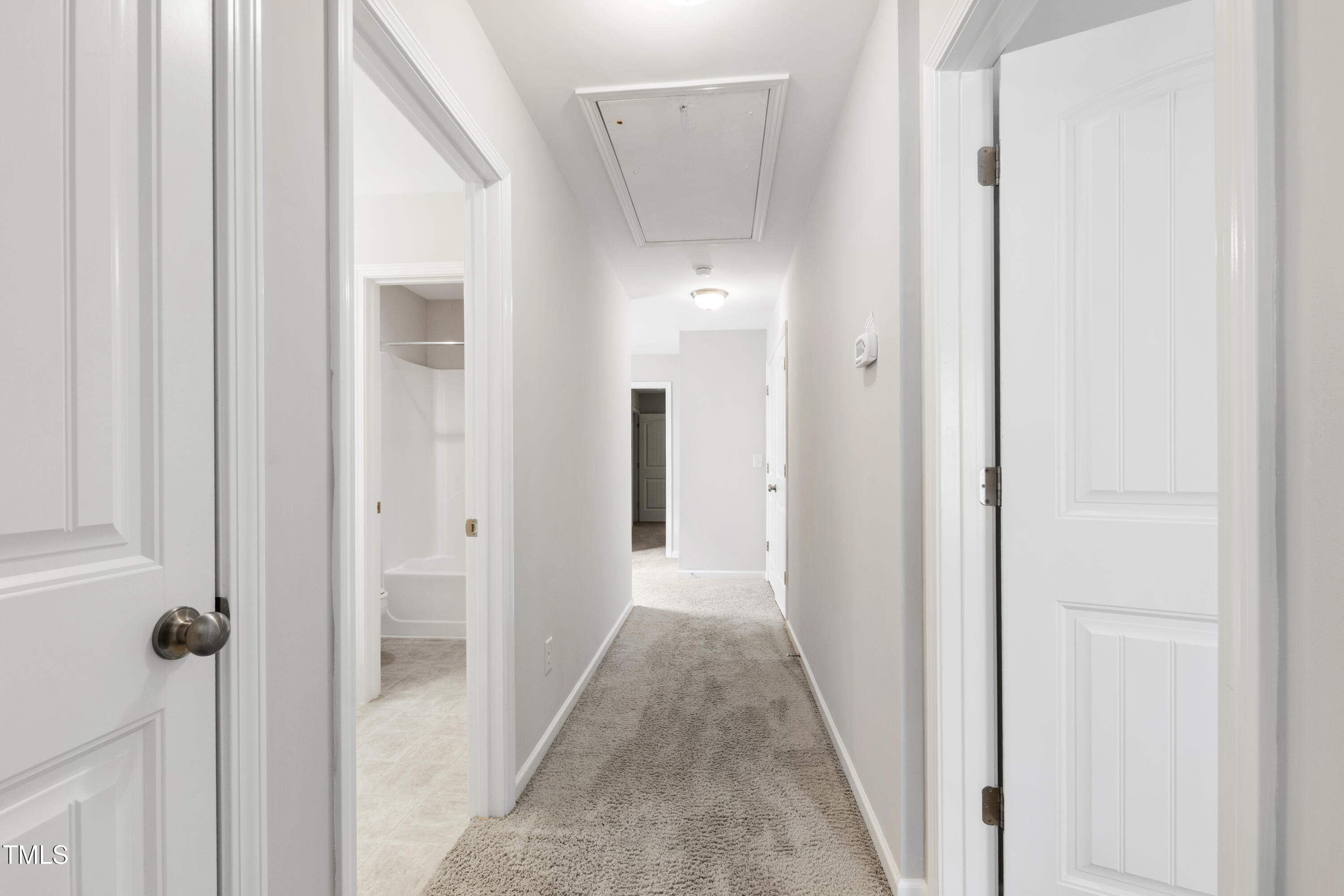 1231 Silver Beach Way Raleigh, NC 27606 - Photo 12 of 31 Silver (36)