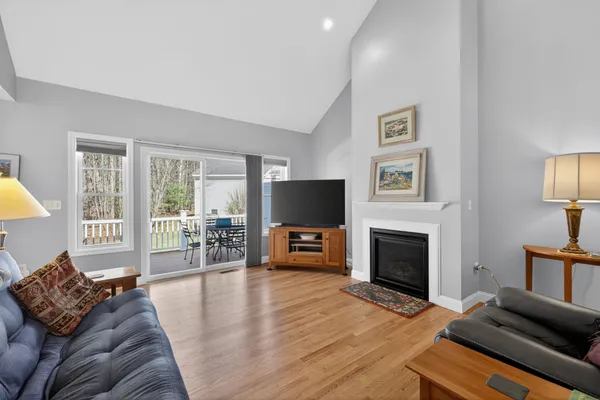 $560,000 | 22 Mill Pond Road, Unit 22, Brentwood, NH 03833