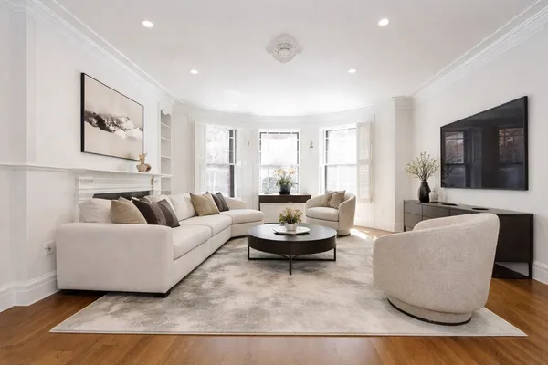 $11,500 | 179 Marlborough Street, Unit 2, Boston, MA 02116