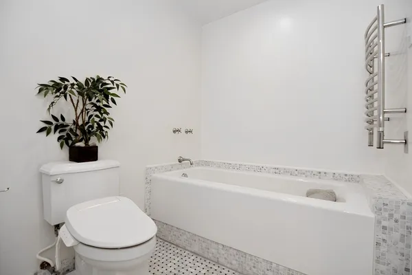 $11,500 | 179 Marlborough Street, Unit 2, Boston, MA 02116