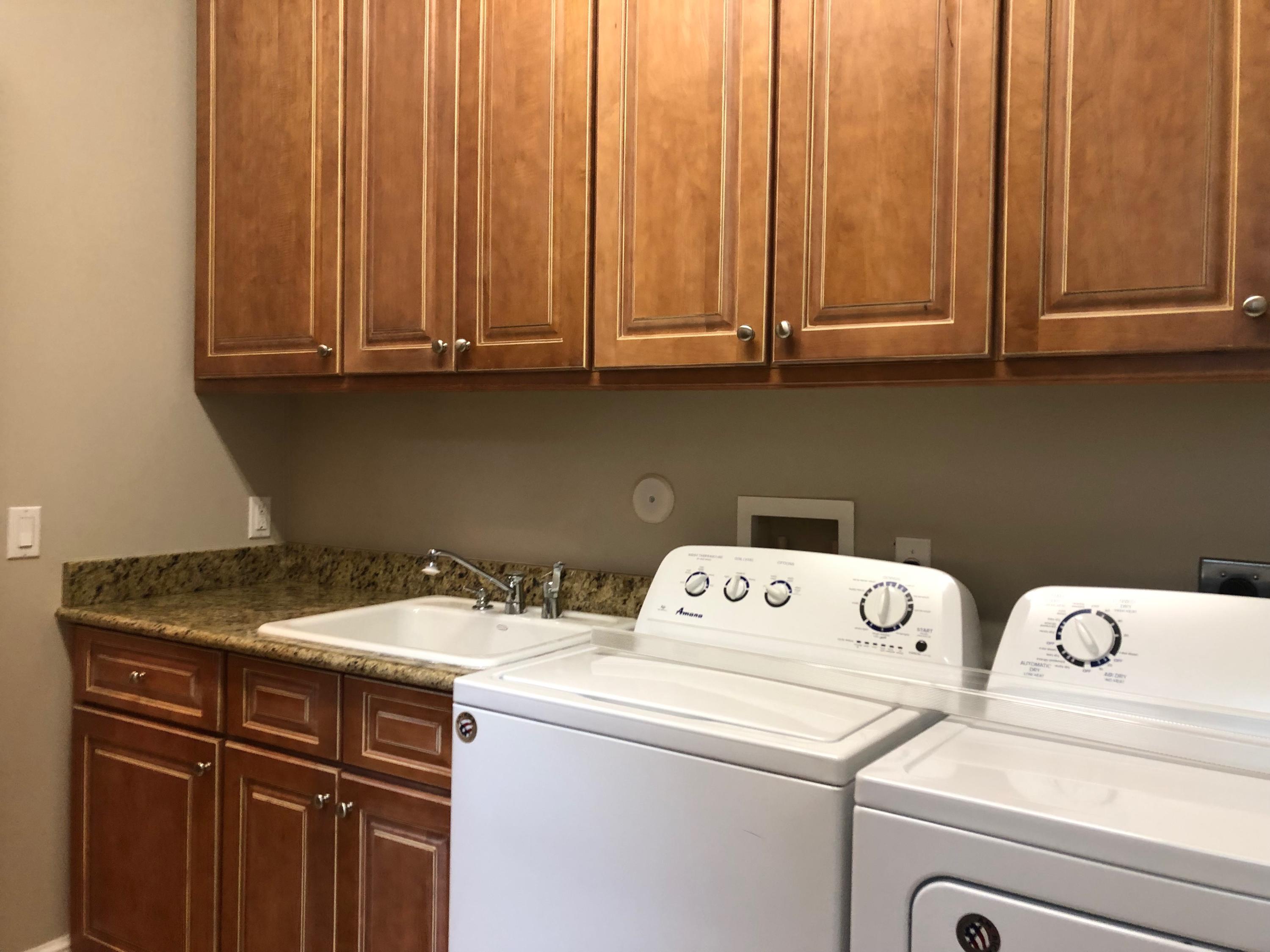 556 Southwest St Lucie Crescent Stuart, FL 34994 - Photo 31 of 42 Laundry