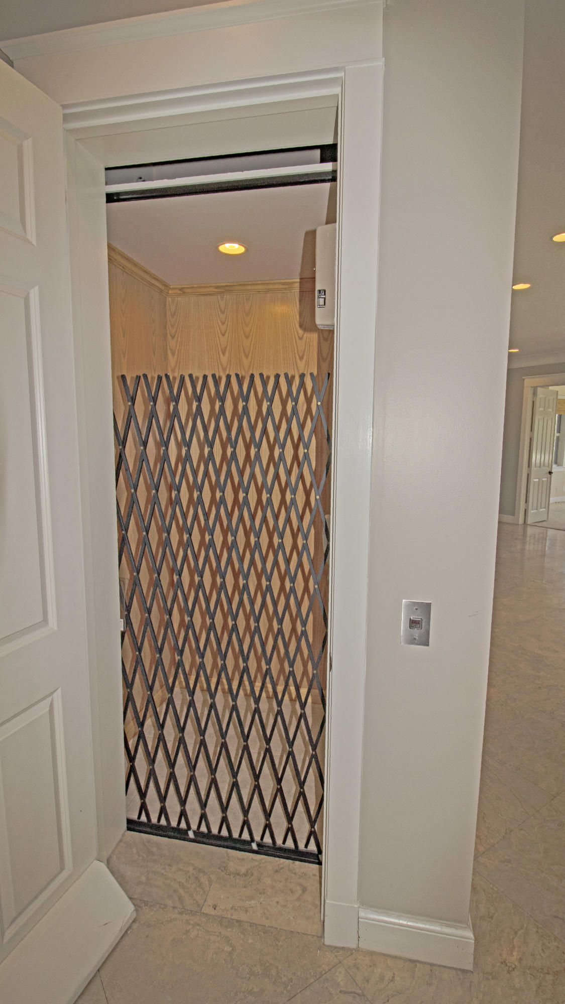 556 Southwest St Lucie Crescent Stuart, FL 34994 - Photo 33 of 42 Elevator