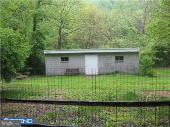 321 Witmer Road Reinholds, PA 17569 - Photo 2 of 9 Gallery Image 2