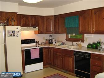 321 Witmer Road Reinholds, PA 17569 - Photo 3 of 9 Gallery Image 3