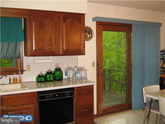 321 Witmer Road Reinholds, PA 17569 - Photo 4 of 9 Gallery Image 4