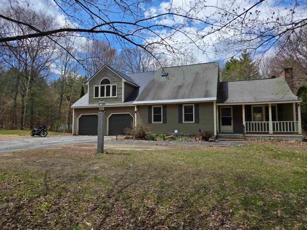 $615,000 | 14 Brown Hill Road, Bow, NH 03304