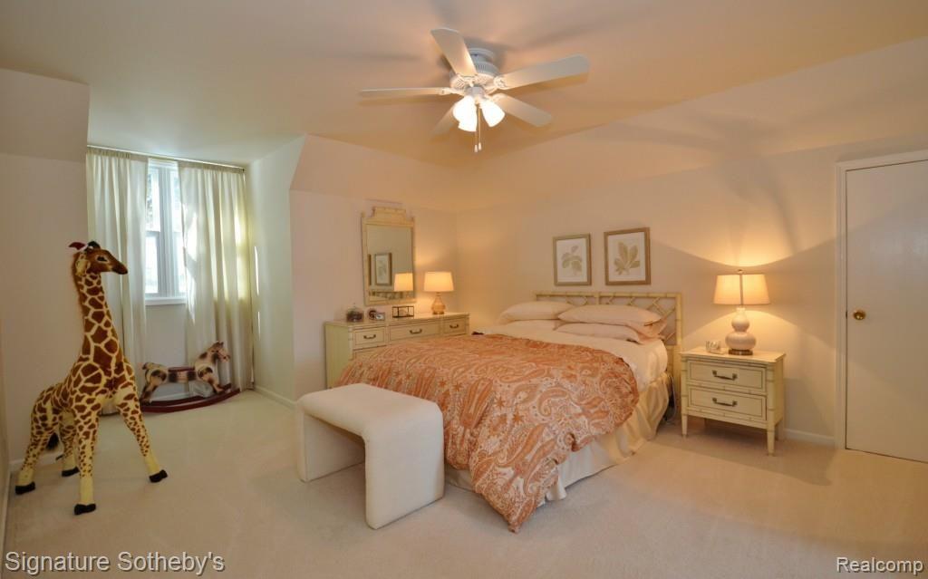 133 Chalmers Drive Rochester Hills, MI 48309 - Photo 25 of 35