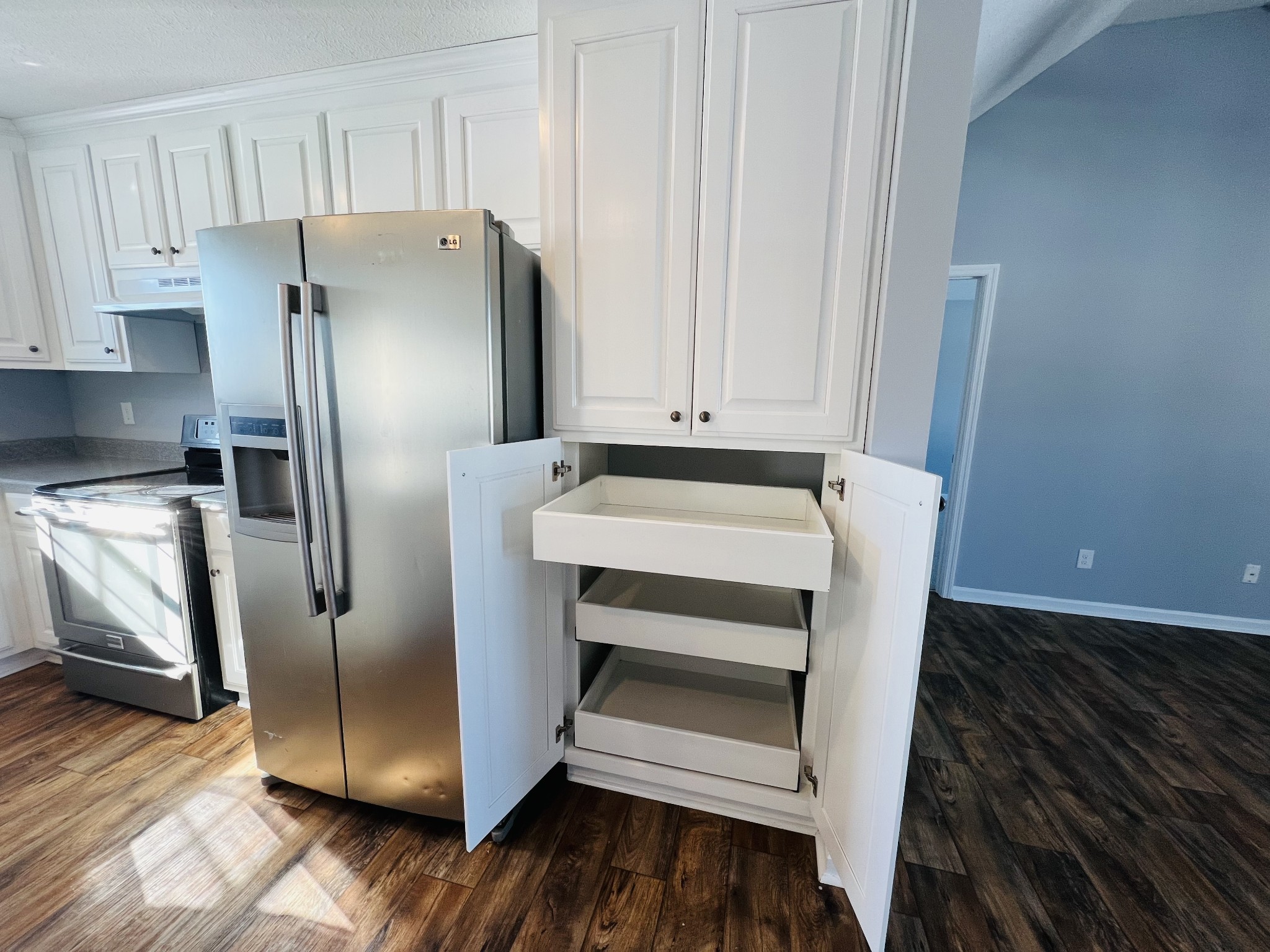 88 McLemore Road Taft, TN 38488 - Photo 7 of 23 Cabinetry with pull-out drawers