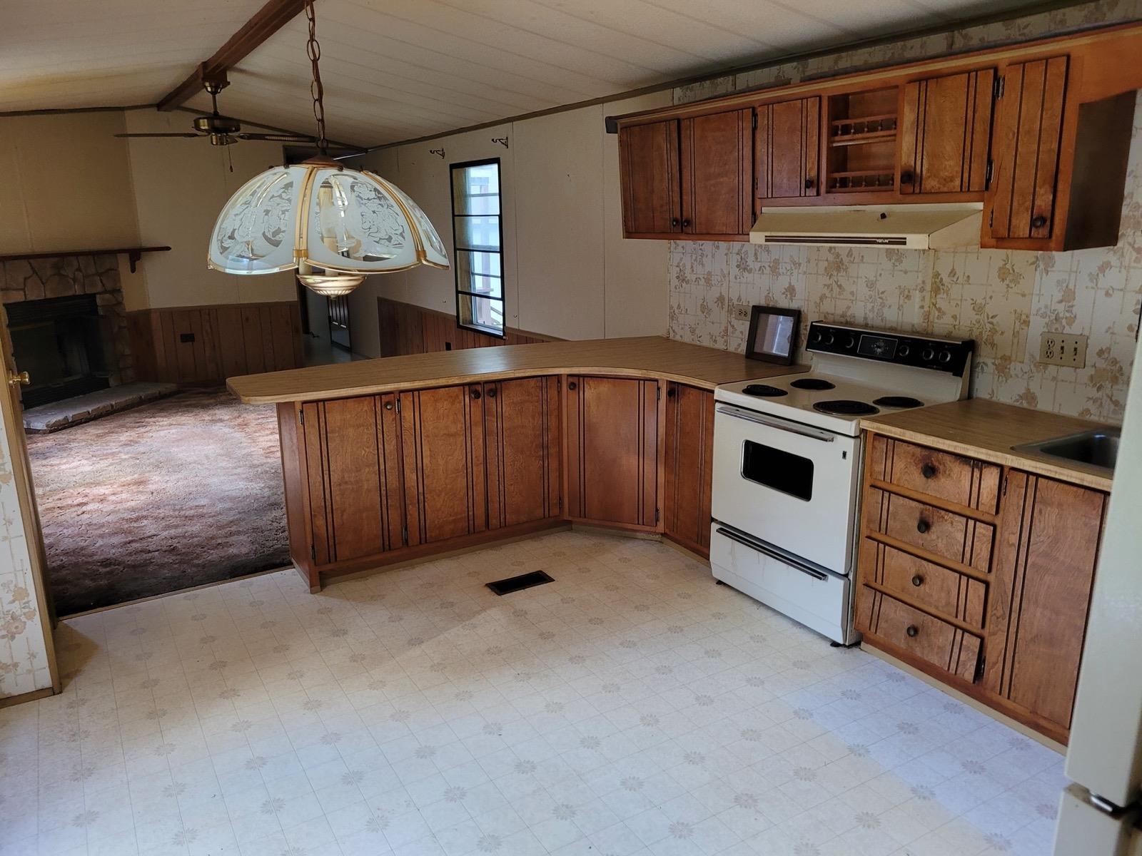 29 Mt Misery Road Littleton, NH 03561 - Photo 5 of 23