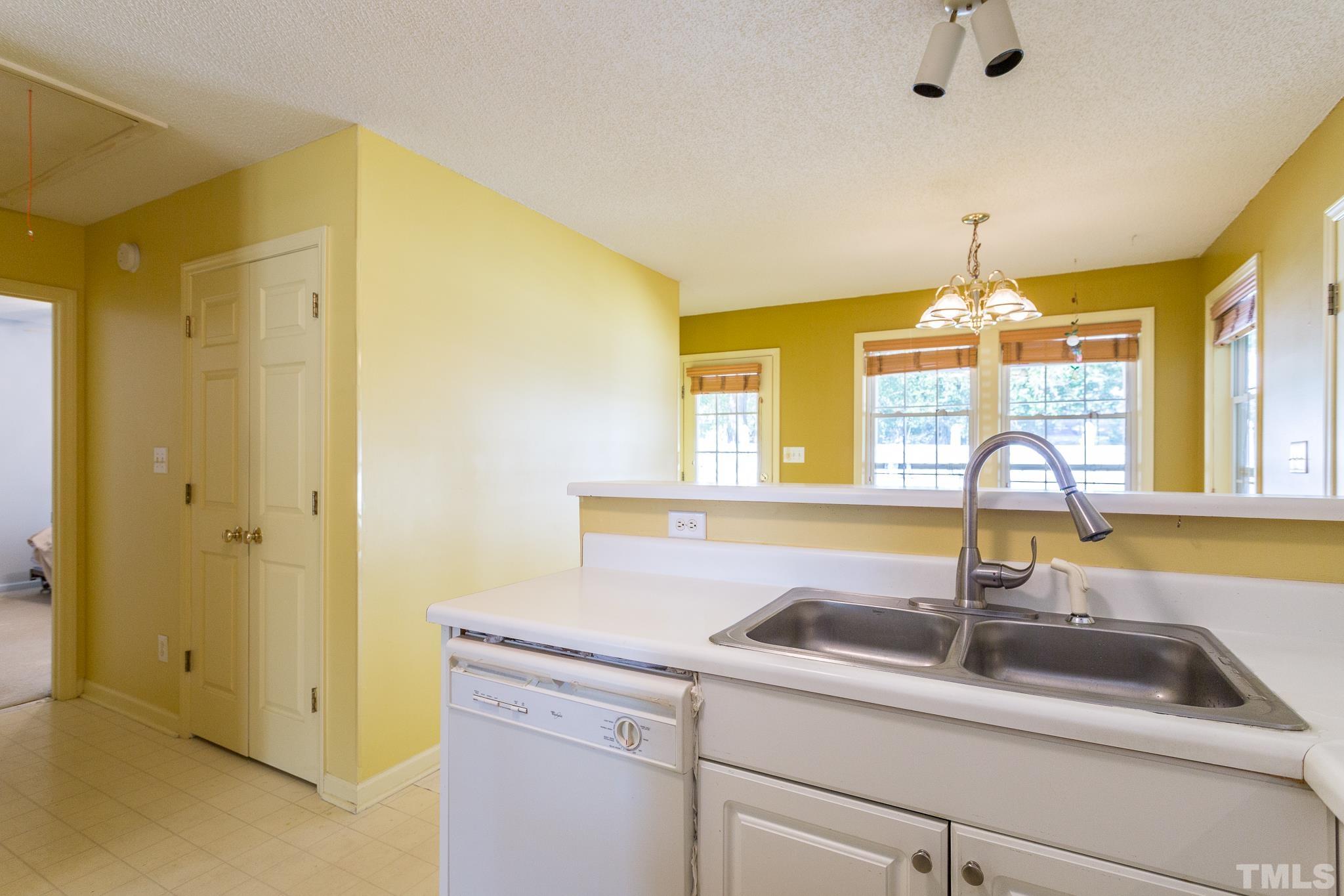 128 Fieldspring Lane Raleigh, NC 27606 - Photo 21 of 30
