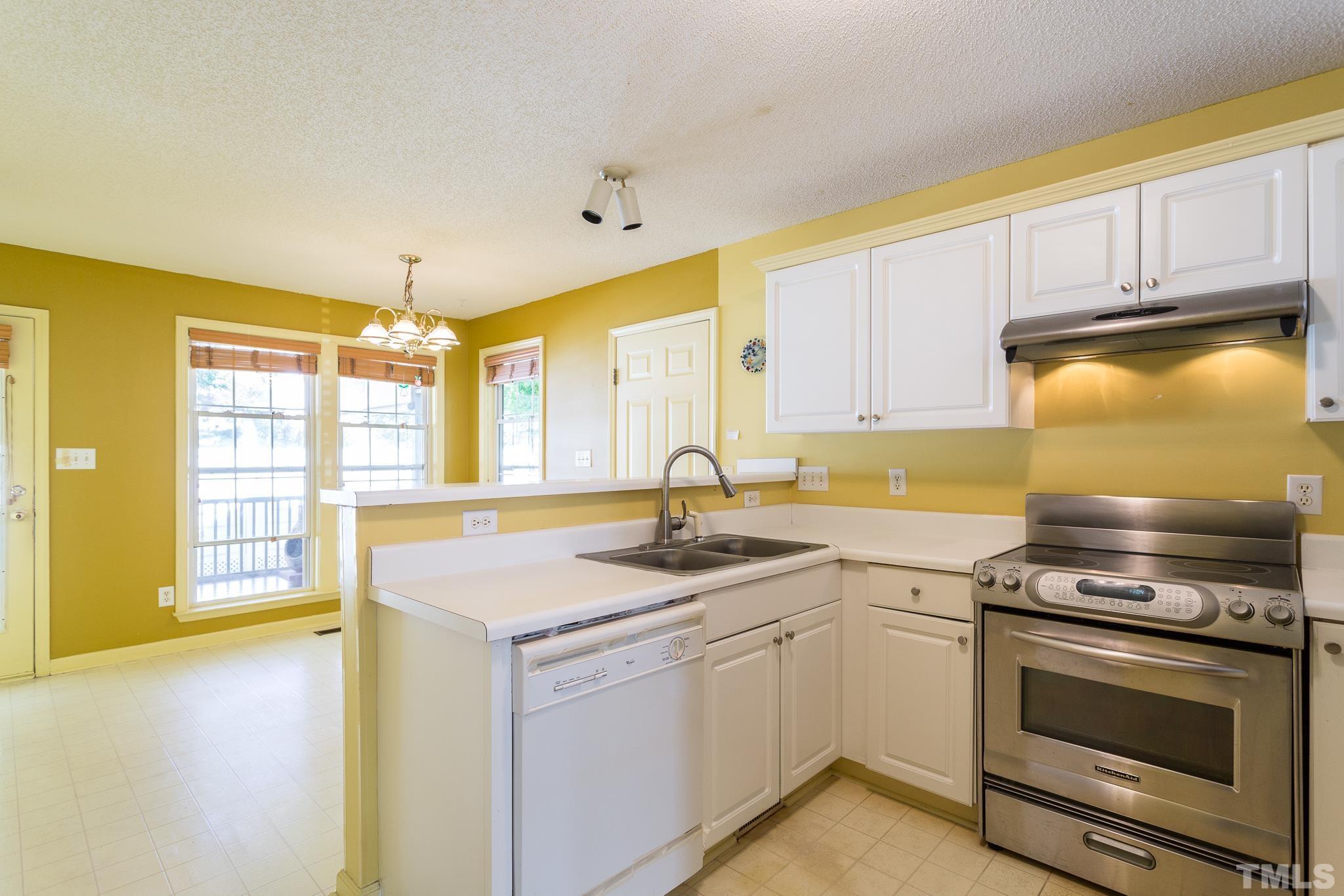 128 Fieldspring Lane Raleigh, NC 27606 - Photo 23 of 30