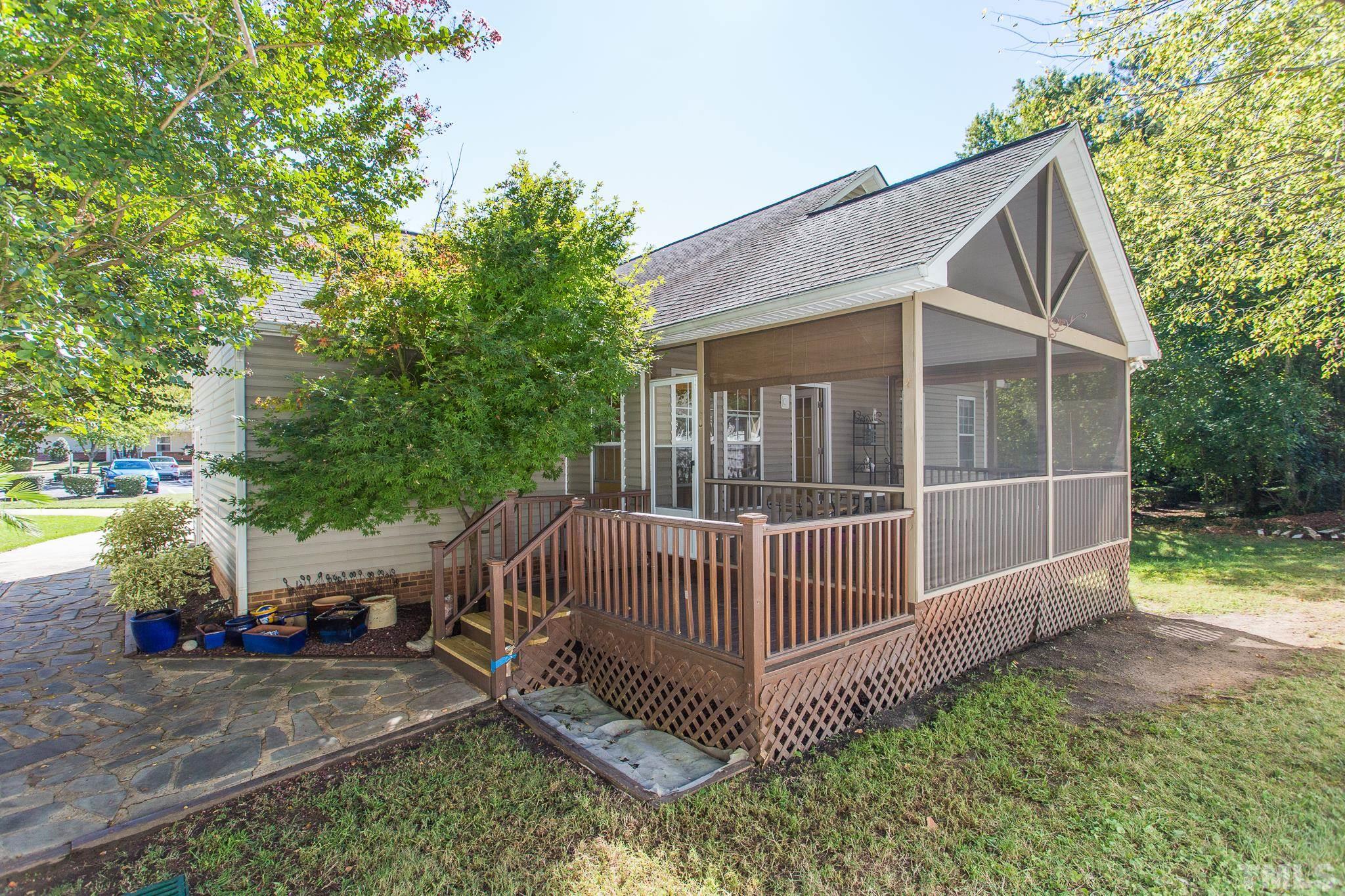 128 Fieldspring Lane Raleigh, NC 27606 - Photo 7 of 30