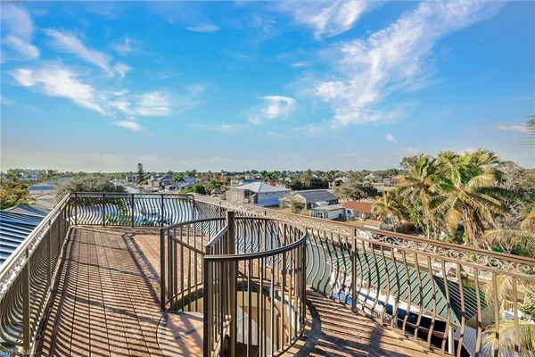 $5,600,000 | 4806 Regal Drive, Bonita Springs, FL 34134