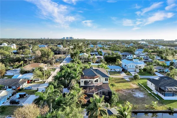 $5,600,000 | 4806 Regal Drive, Bonita Springs, FL 34134