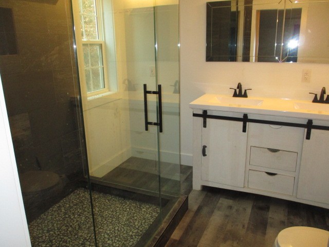 422 Parker Road Portland, TN 37148 - Photo 12 of 21 a bathroom with a sink and a mirror