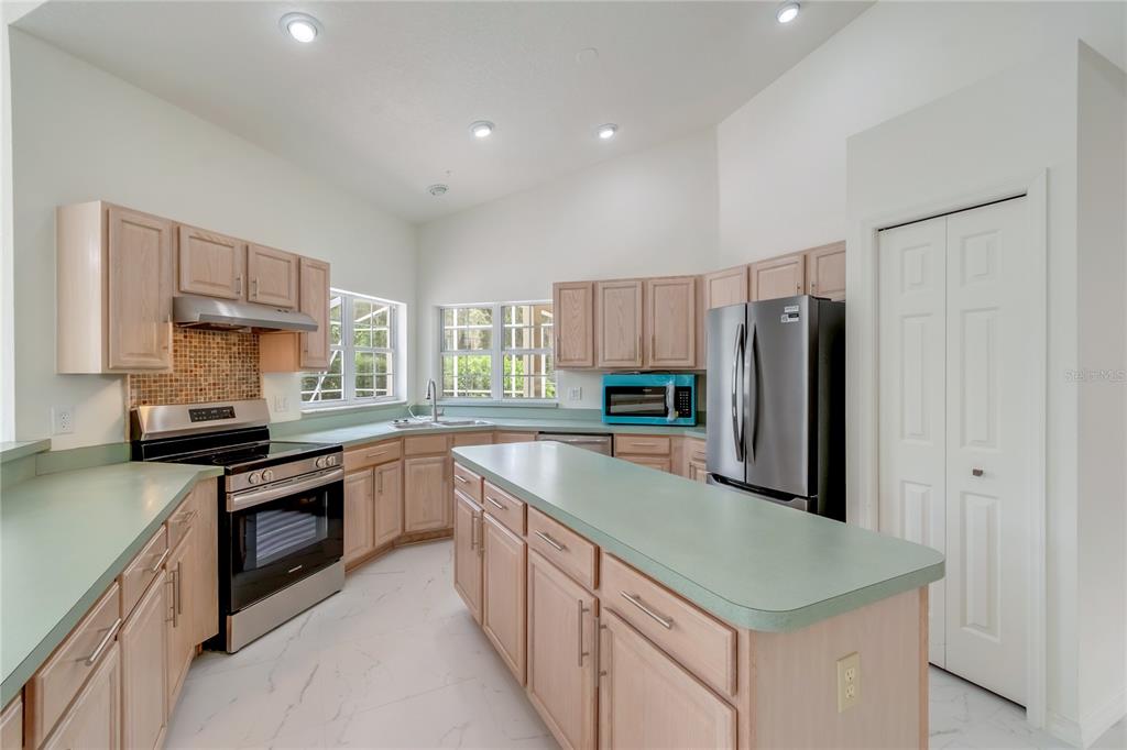 7649 Southwest 103rd Loop Ocala, FL 34476 - Photo 15 of 52