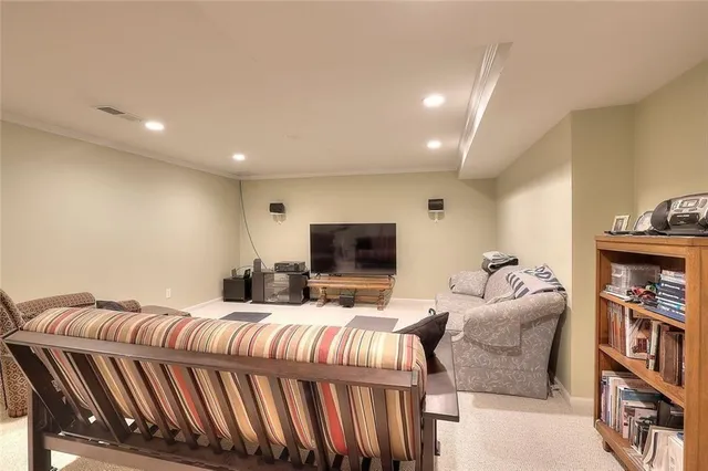 a en suite bathroom with a toilet