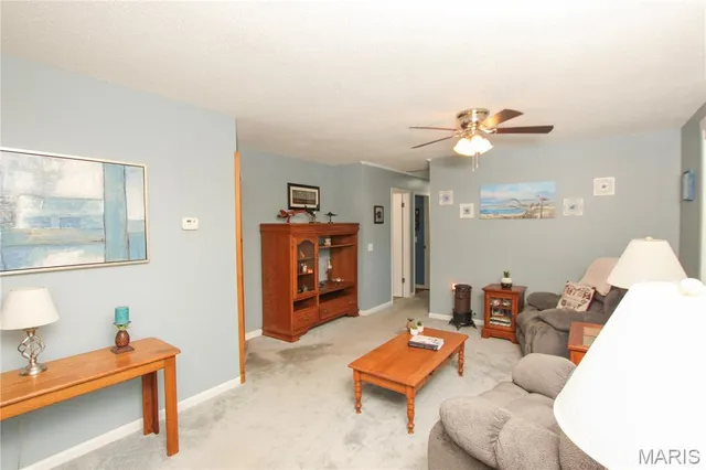 $280,000 | 421 Lakeshore Drive, St. Clair, MO 63077