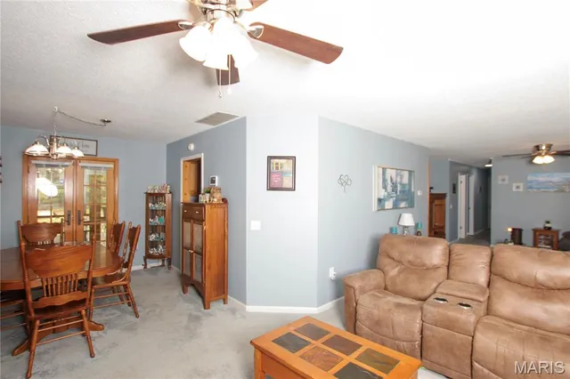 $280,000 | 421 Lakeshore Drive, St. Clair, MO 63077