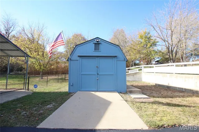 $280,000 | 421 Lakeshore Drive, St. Clair, MO 63077