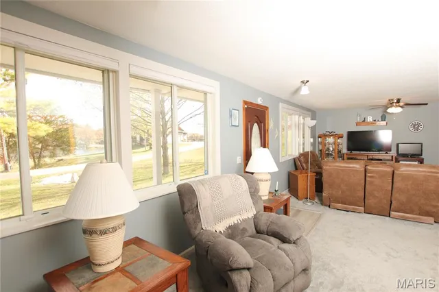 $280,000 | 421 Lakeshore Drive, St. Clair, MO 63077