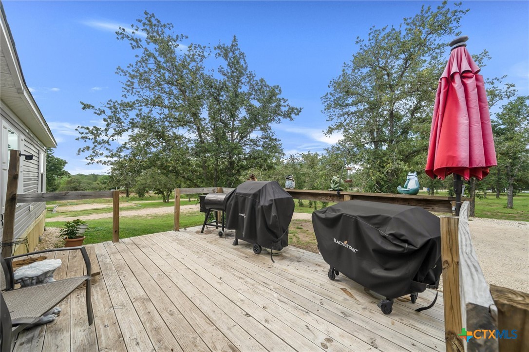 2755 Washburn Road Luling, TX 78648 - Photo 23 of 40 Front Deck