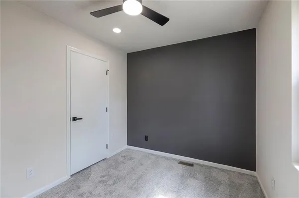 $329,900 | 924 Shiloh Court, Liberty, MO 64068