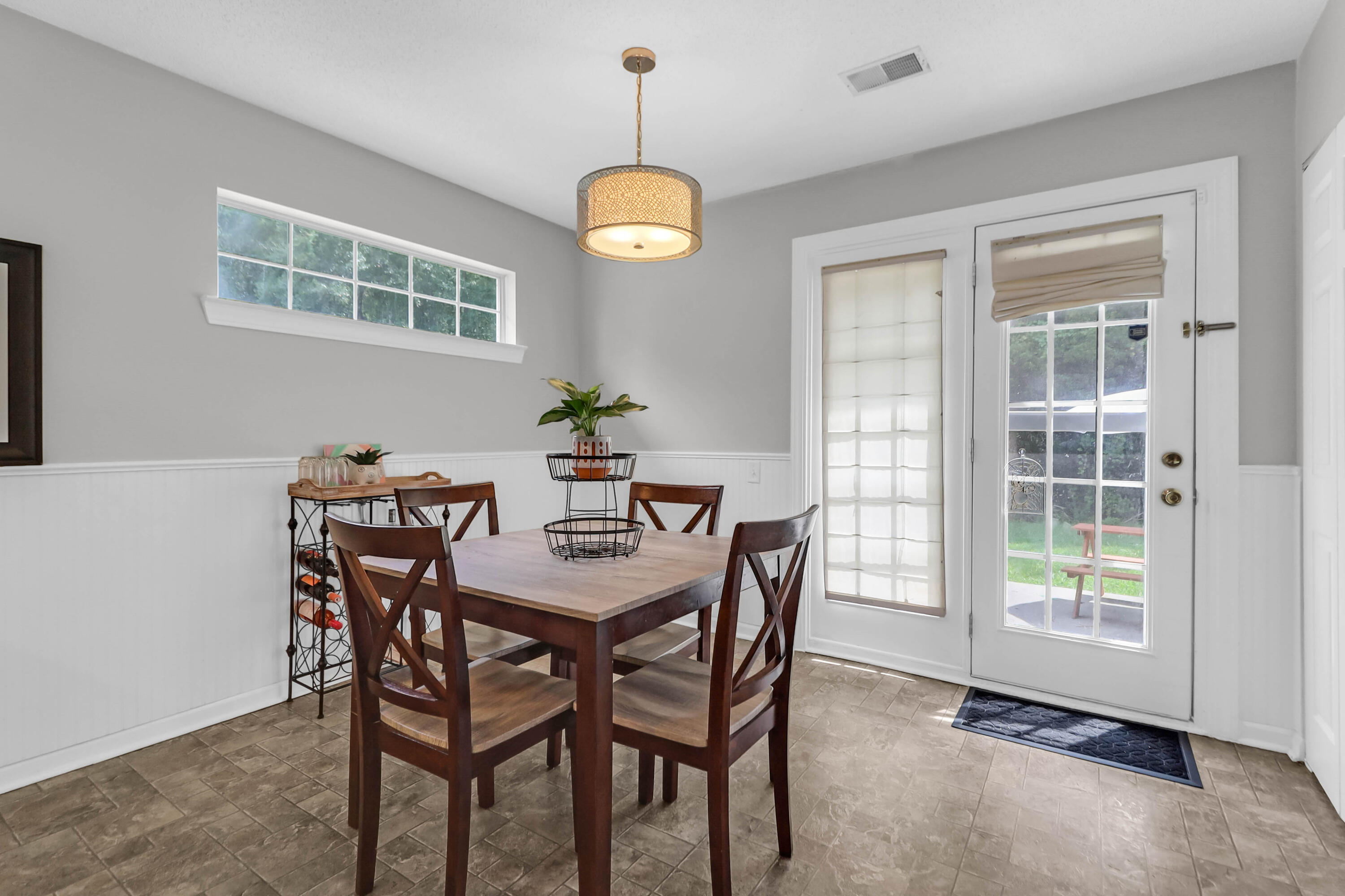 9232 Ayscough Road Summerville, SC 29485 - Photo 10 of 23 Roomy