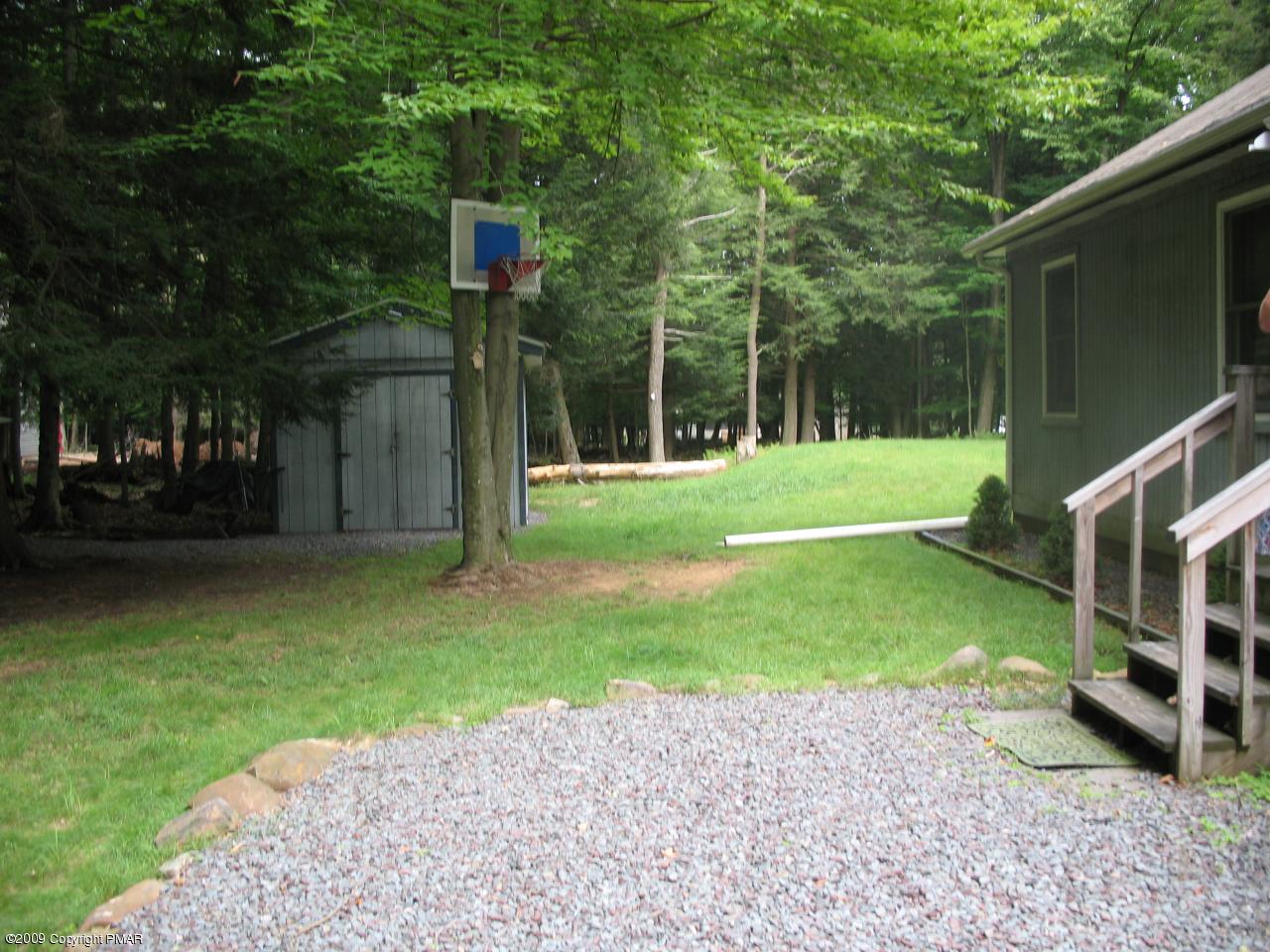 307 Pocono Road Albrightsville, PA 18210 - Photo 15 of 17 Outdoor