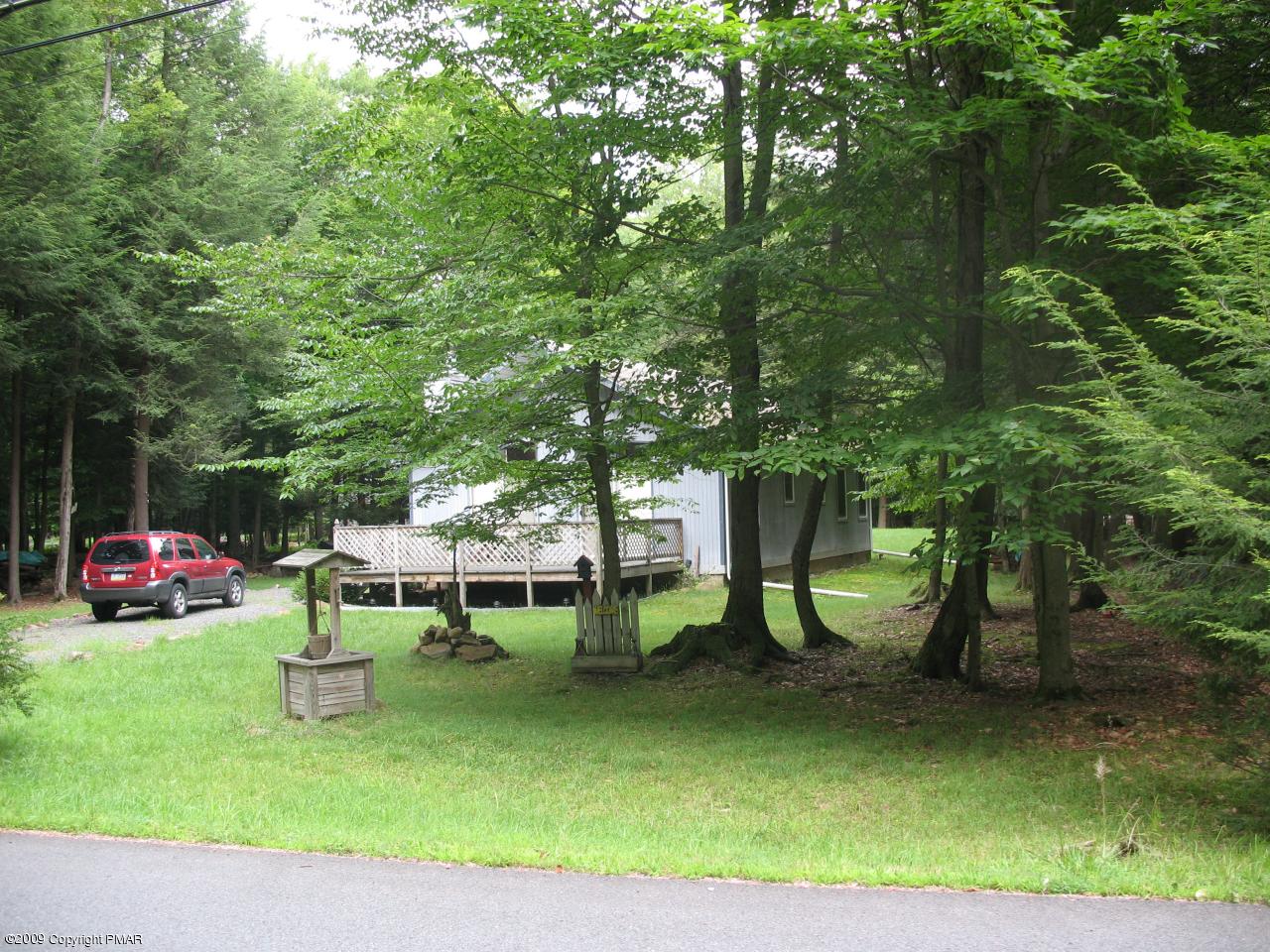 307 Pocono Road Albrightsville, PA 18210 - Photo 16 of 17 Outdoor