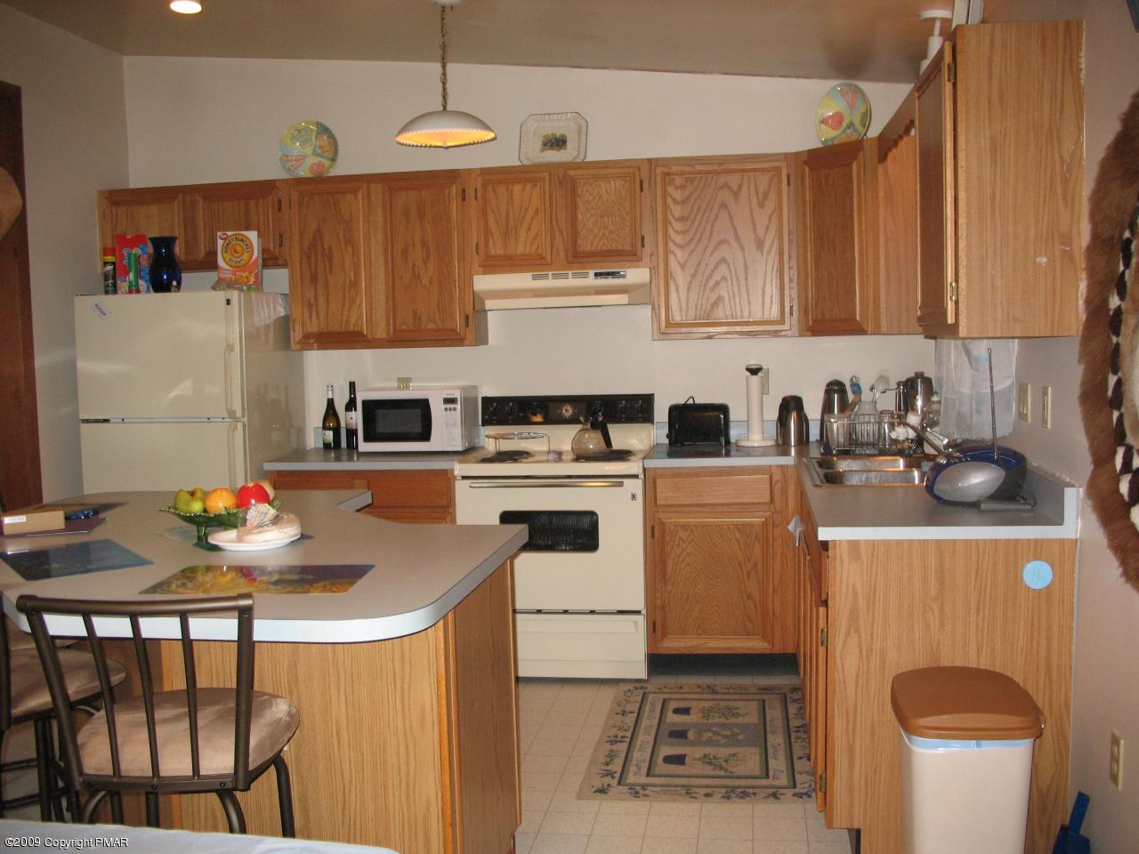 307 Pocono Road Albrightsville, PA 18210 - Photo 8 of 17 Kitchen