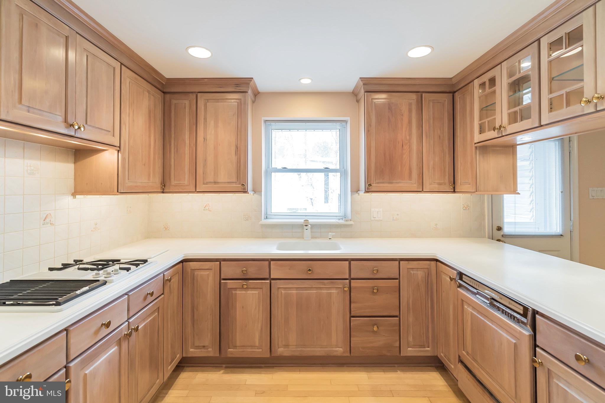 101 David Road Bala Cynwyd, PA 19004 - Photo 9 of 28 Kitchen