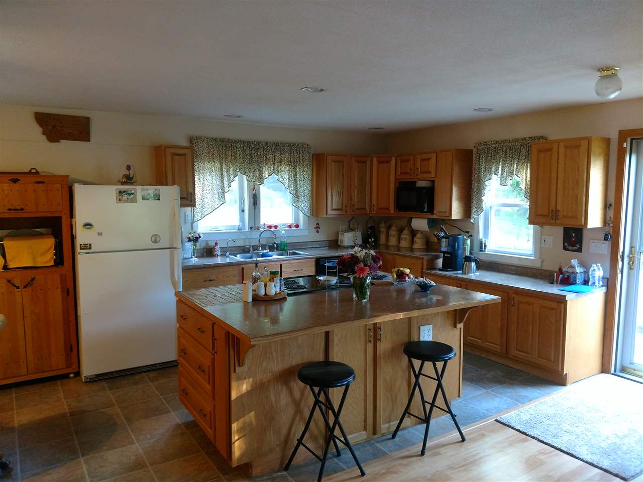 280 Catamount Road Pittsfield, NH 03263 - Photo 10 of 37