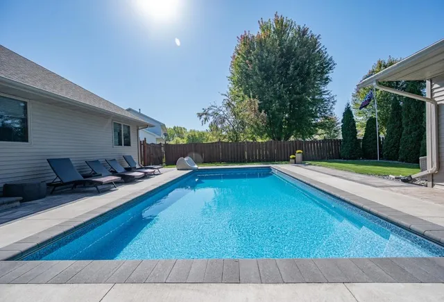 $685,000 | 2969 Bristol Mountain Trail, Green Bay, WI 54313