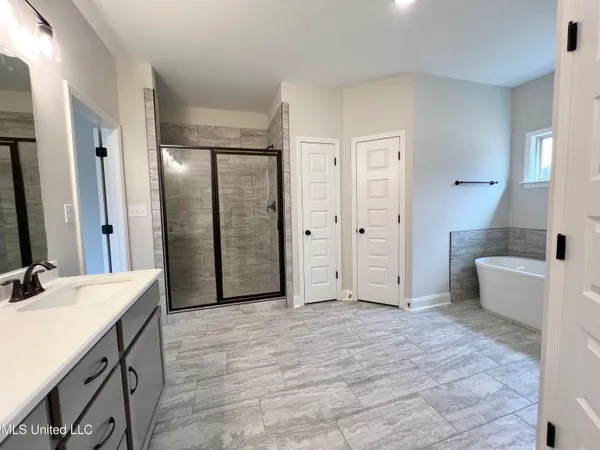 $420,900 | 2444 Scott Mdws Lane, Hernando, MS 38632