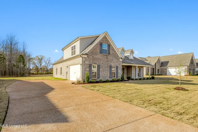 $420,900 | 2444 Scott Mdws Lane, Hernando, MS 38632