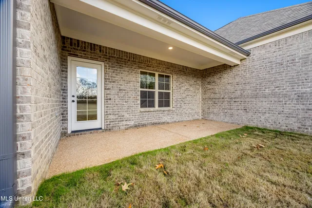 $420,900 | 2444 Scott Mdws Lane, Hernando, MS 38632