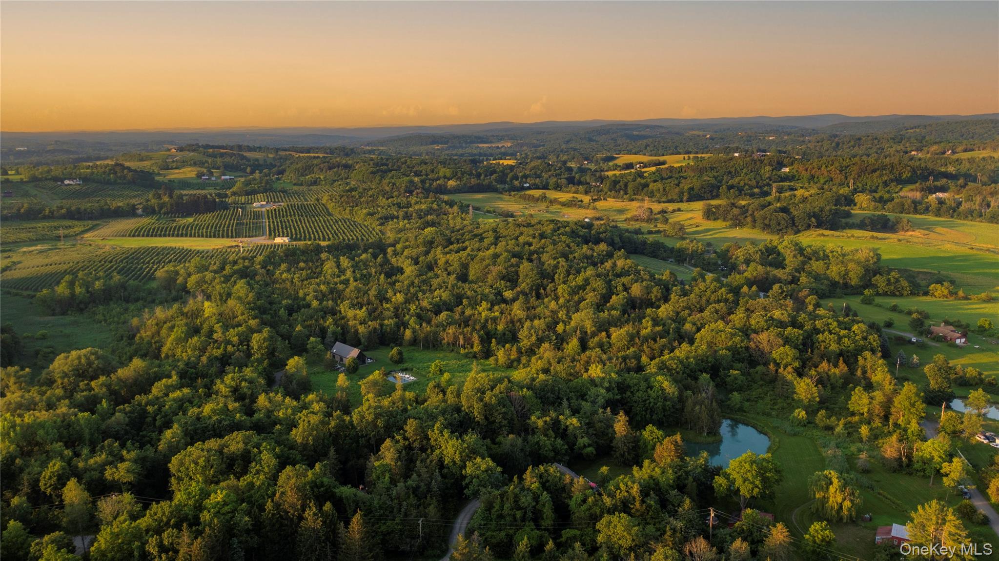 7 Stickle Road Hudson, NY 12534 - Photo 2 of 6