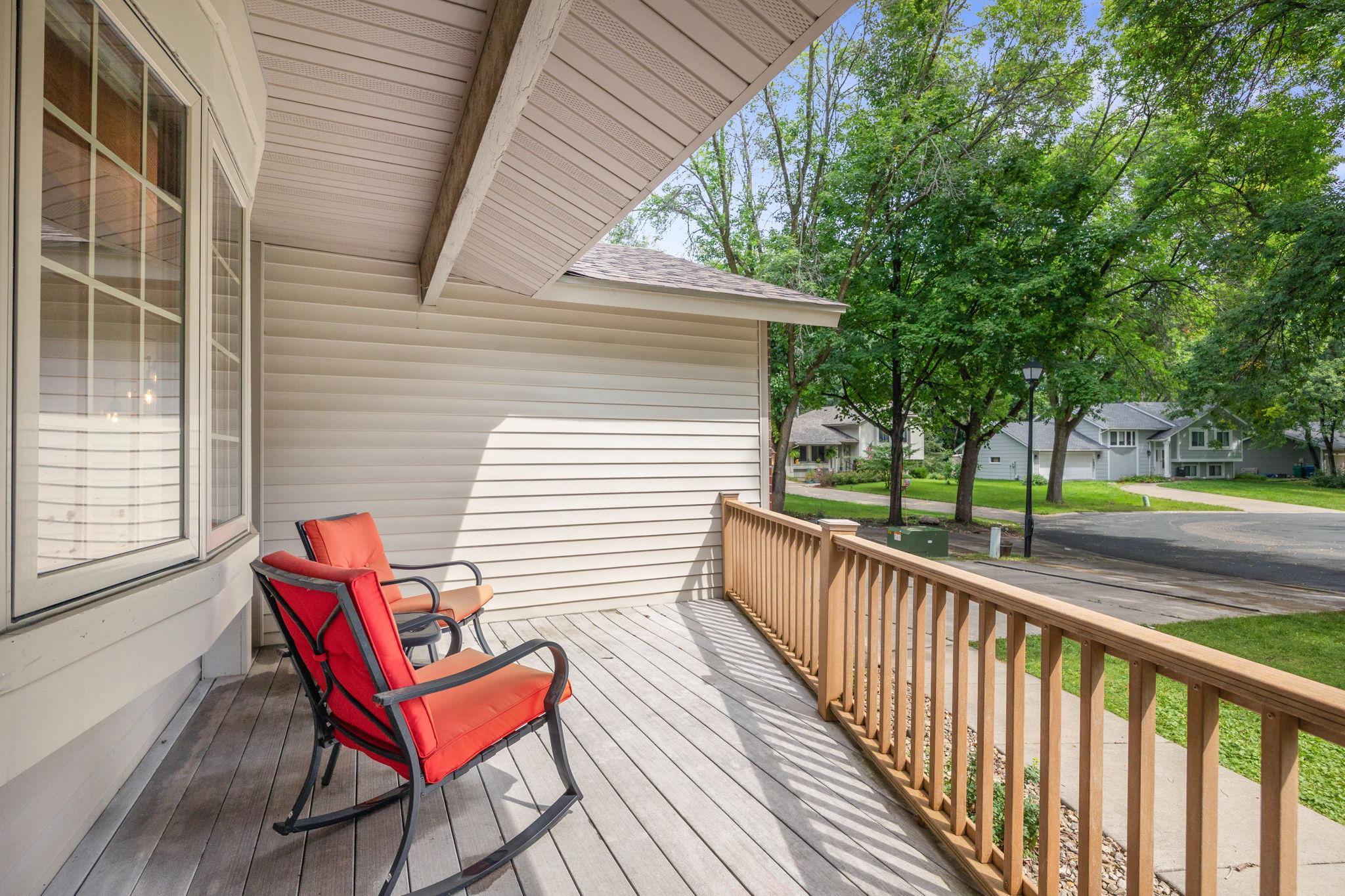 14145 74th Place North Maple Grove, MN 55311 - Photo 3 of 9