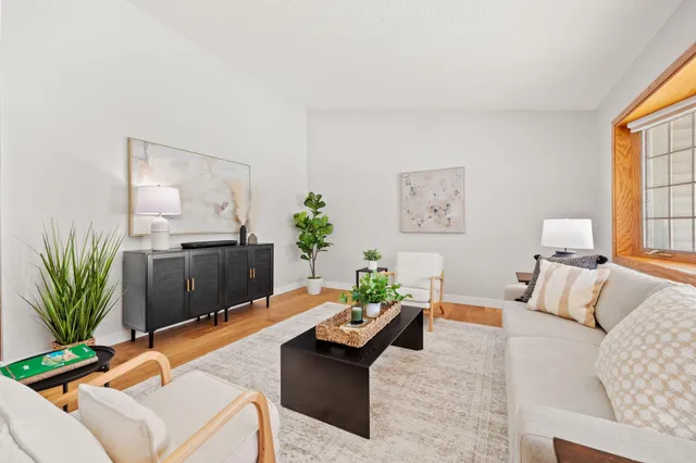 $515,000 | 14145 74th Place North, Maple Grove, MN 55311