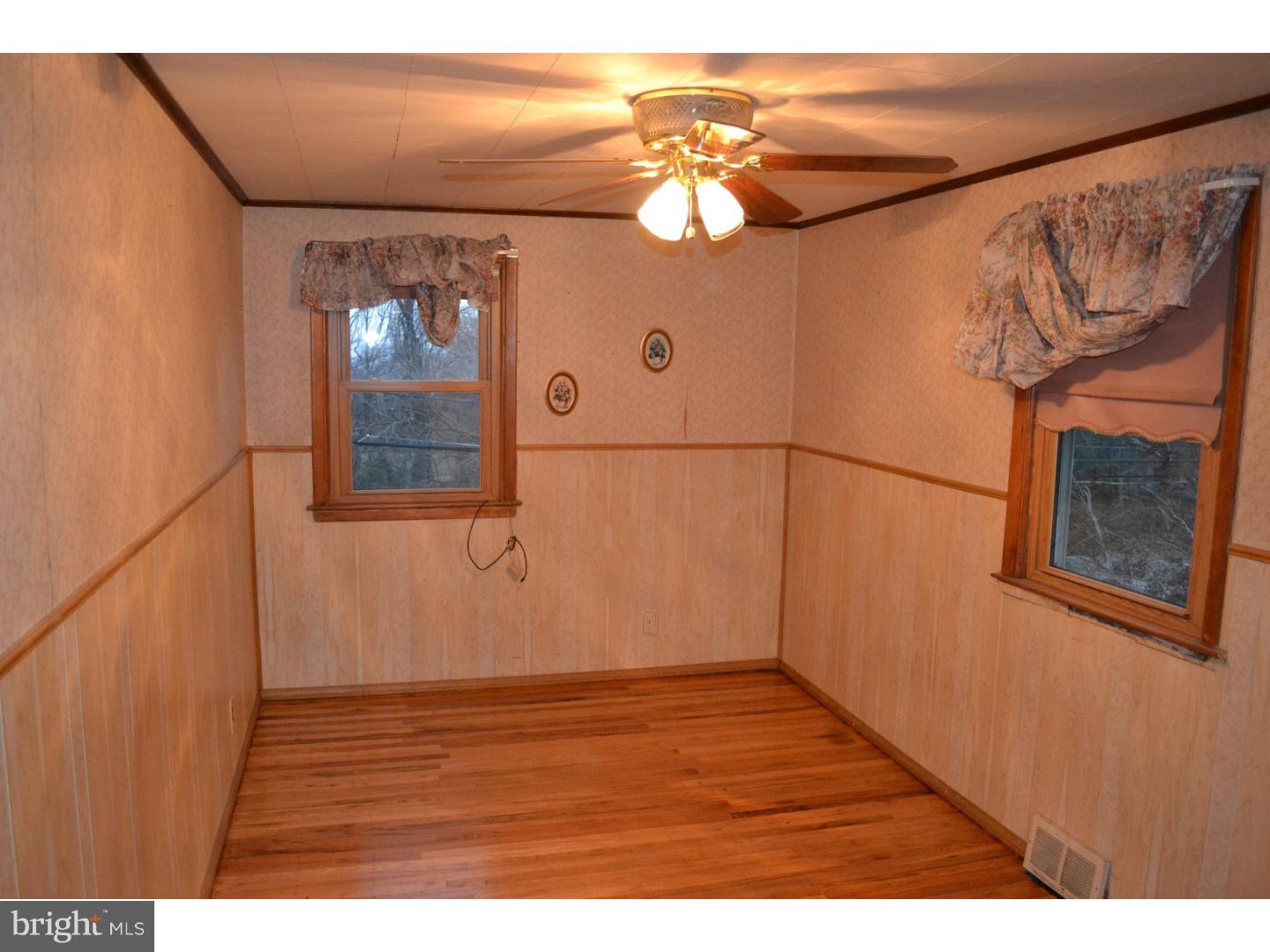 45 Collier Circle Ridley Park, PA 19078 - Photo 22 of 25 Bedroom 2