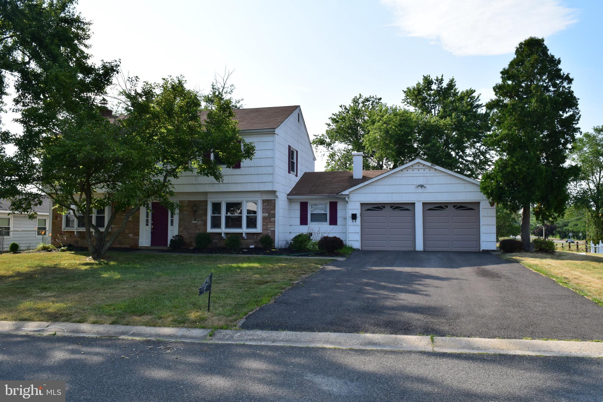 2 Country Club Road Willingboro, NJ 08046 - Photo 1 of 33